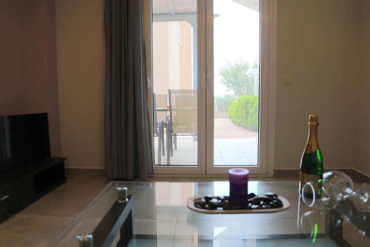 Deluxe Apartments Andreas Limenaria  Esterno foto